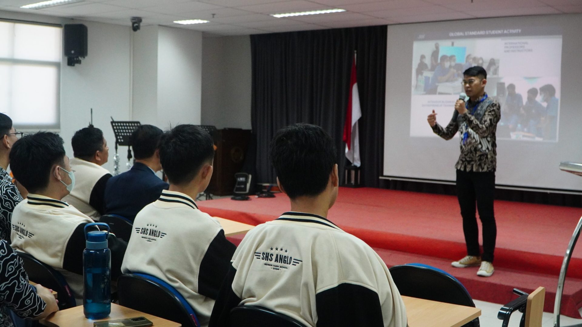 SMA Kristen Nasional Anglo