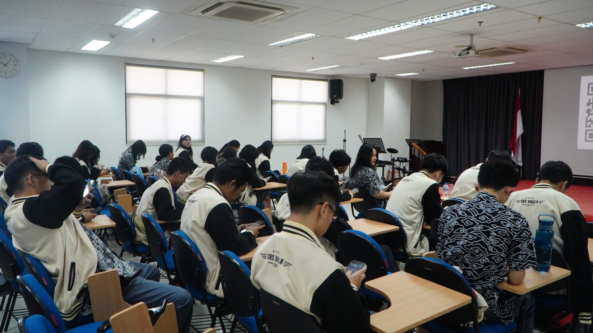 SMA Kristen Nasional Anglo