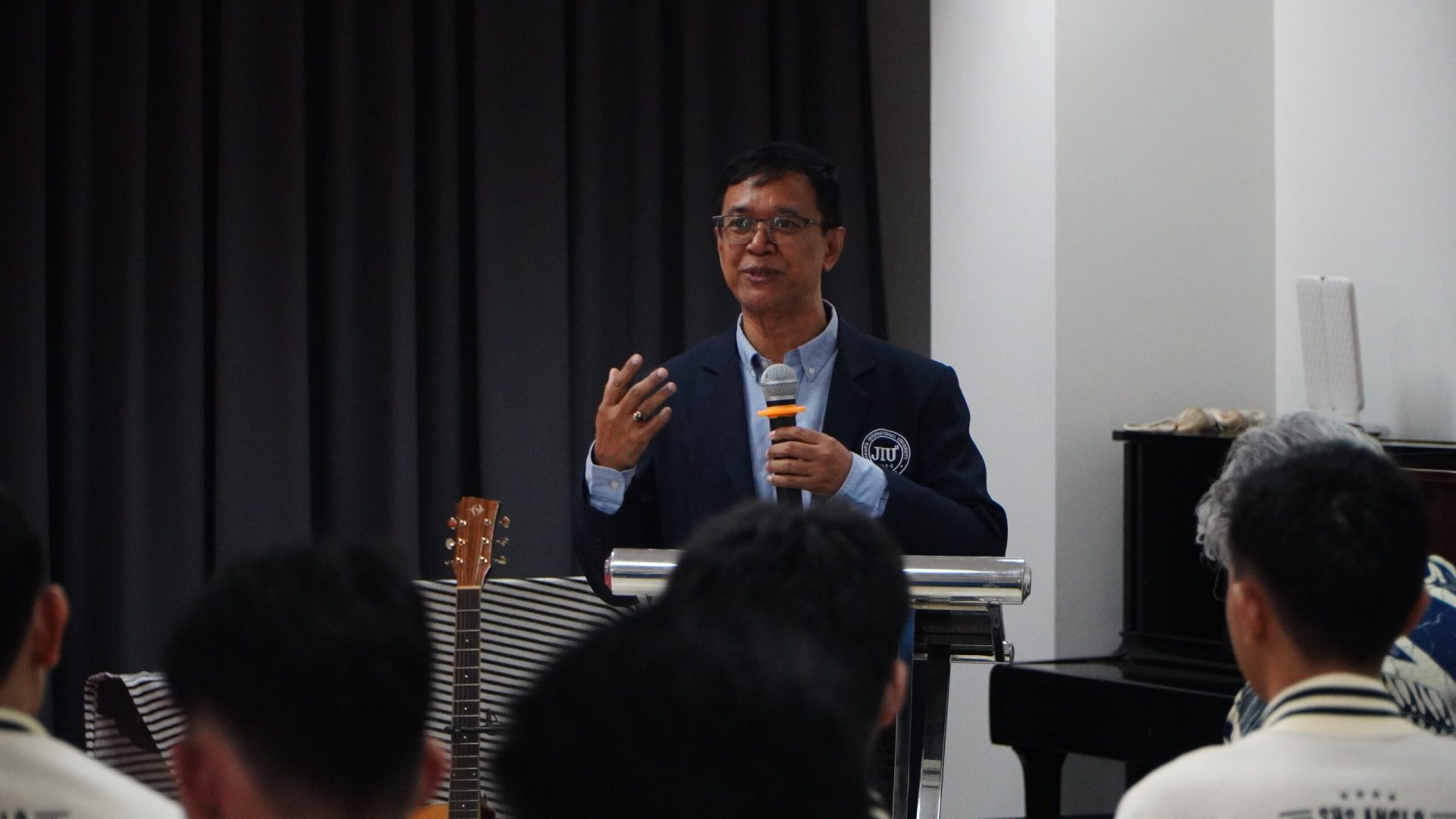 SMA Kristen Nasional Anglo