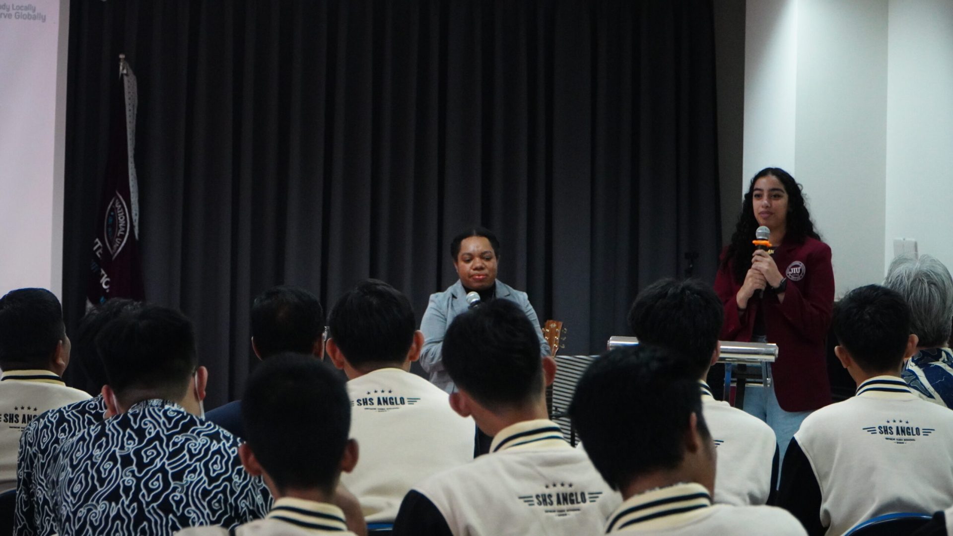 SMA Kristen Nasional Anglo