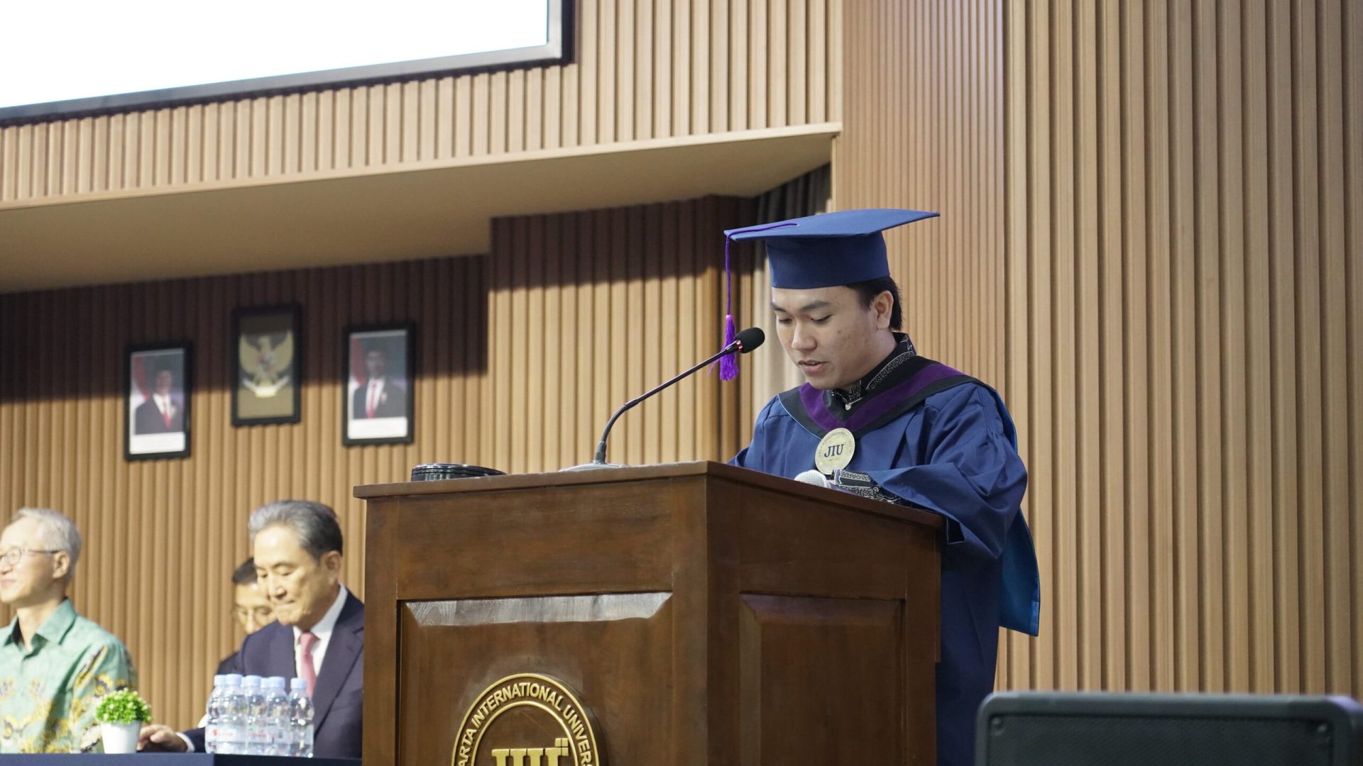 commencement-ceremony