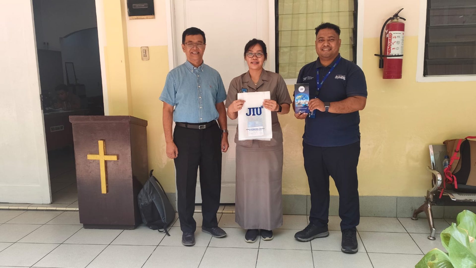 jiu-goes-to-medan-aceh