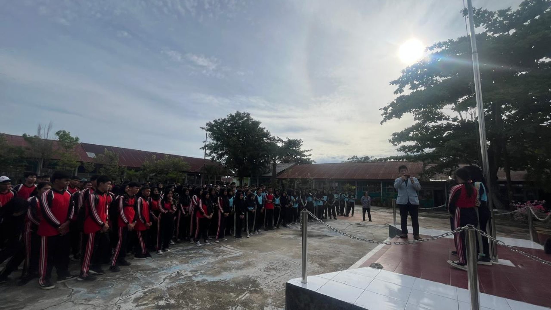 jiu-goes-to-sulawesi