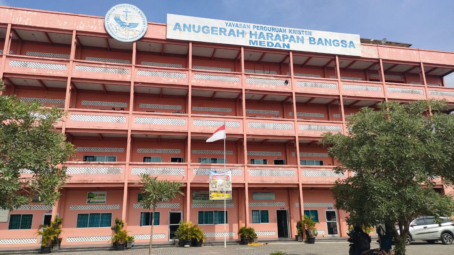 jiu-goes-to-medan-aceh