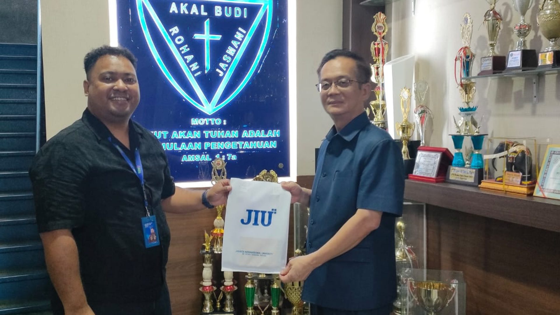 jiu-goes-to-medan-aceh